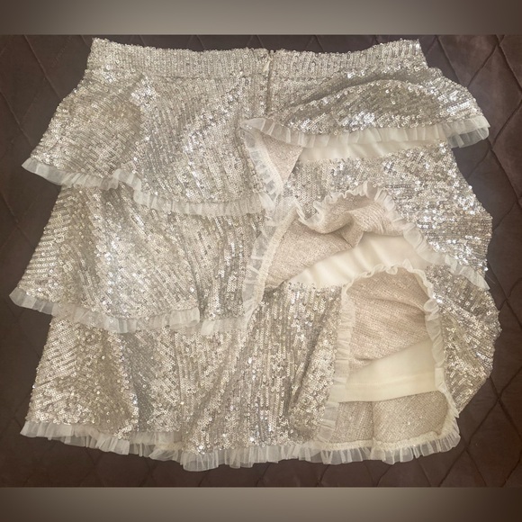 🎀 Endless Rose sequined skirt - XS gorgeous never used Metallic Silver - Picture 3 of 7